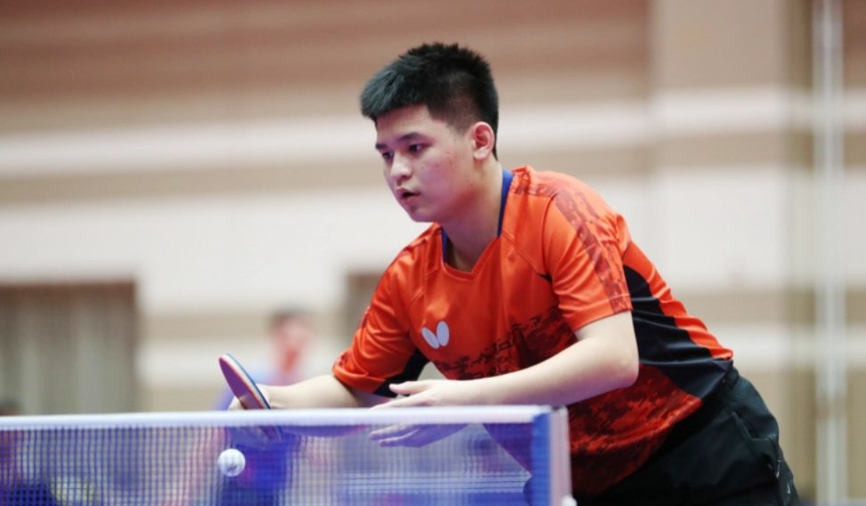 曼城年轻后 曼城年轻后