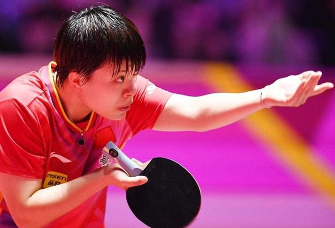 依旧保持着 依旧保持着