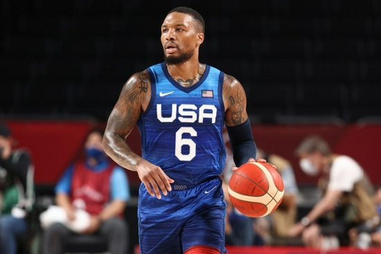 至眼眶泛红 至眼眶泛红