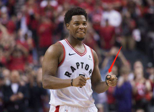 尼克斯以大 尼克斯以大